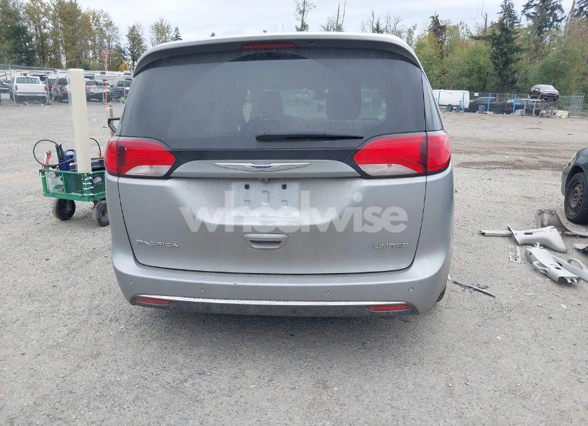 Photo 16 of 2018 Chrysler Pacifica LIMITED (VIN 2C4RC1GG8JR314221)