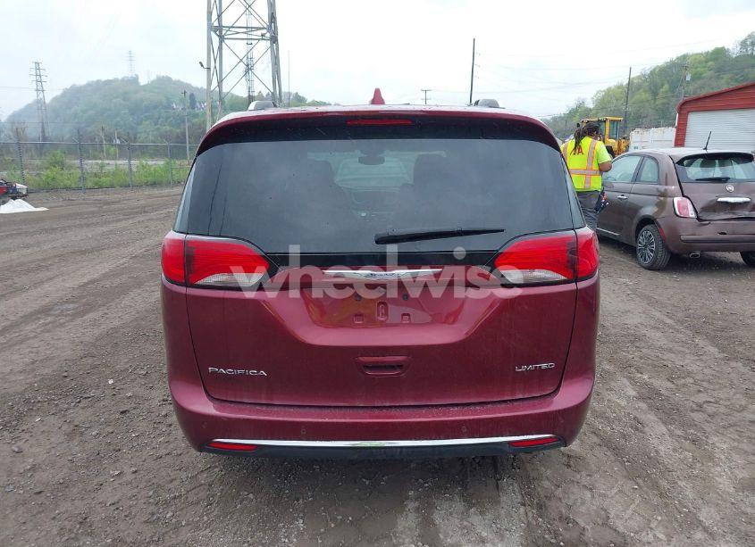 Photo 16 of 2020 Chrysler Pacifica LIMITED (VIN 2C4RC1GG8LR182757)