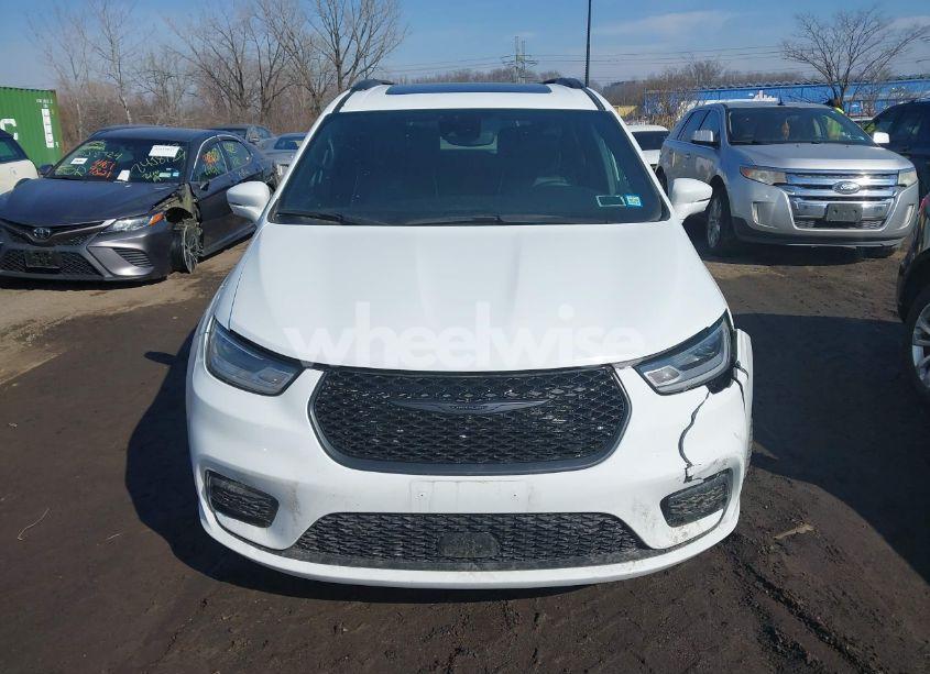 Photo 12 of 2022 Chrysler Pacifica LIMITED (VIN 2C4RC1GG8NR164956)