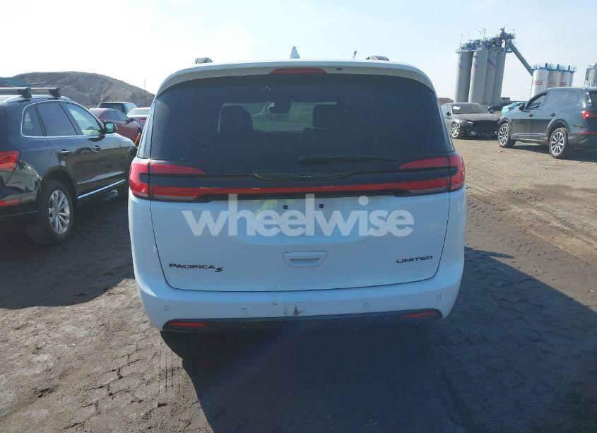 Photo 16 of 2022 Chrysler Pacifica LIMITED (VIN 2C4RC1GG8NR164956)