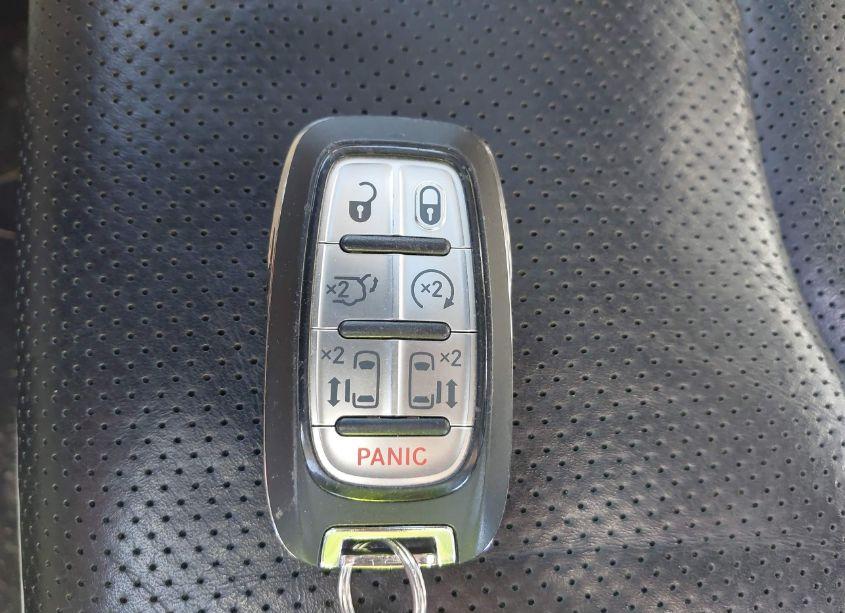 Photo 11 of 2023 Chrysler Pacifica LIMITED (VIN 2C4RC1GG8PR536475)