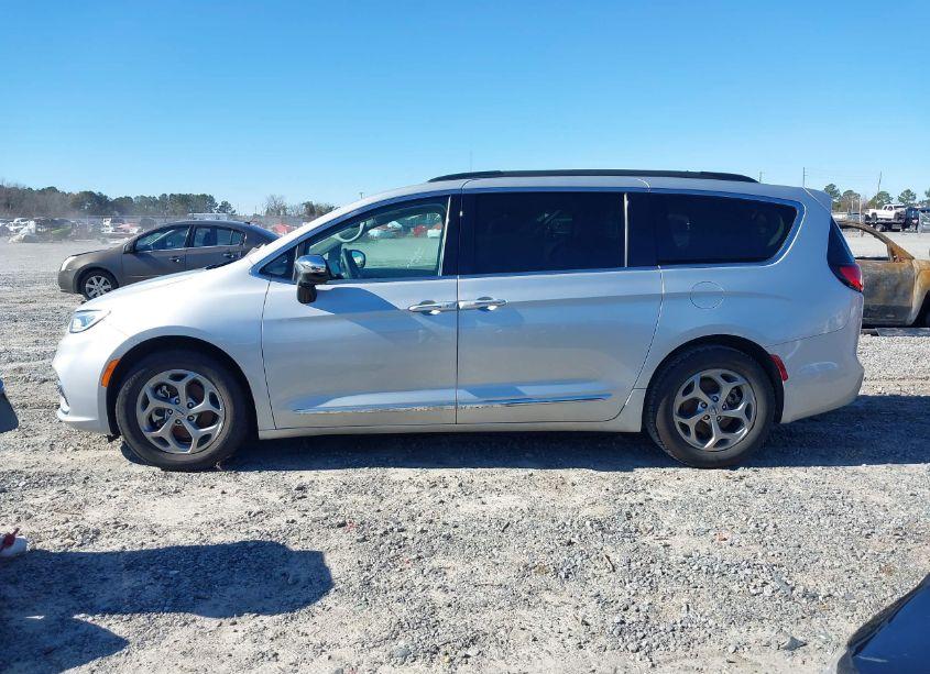 Photo 14 of 2023 Chrysler Pacifica LIMITED (VIN 2C4RC1GG8PR536475)