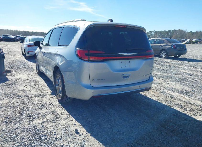 Photo 3 of 2023 Chrysler Pacifica LIMITED (VIN 2C4RC1GG8PR536475)