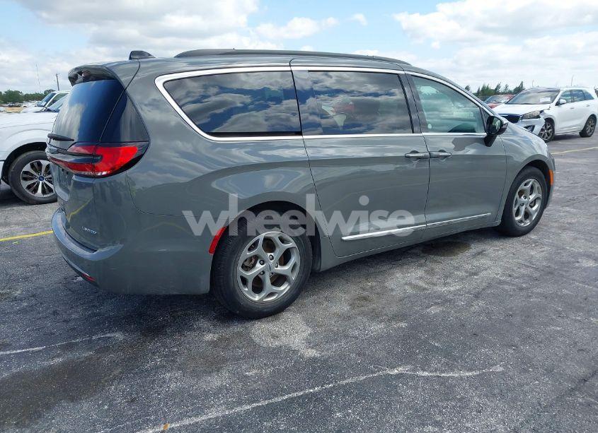 Photo 4 of 2023 Chrysler Pacifica LIMITED (VIN 2C4RC1GG8PR559478)