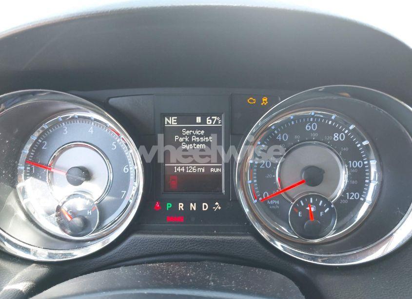 Photo 7 of 2014 Chrysler Town & COUNTRY LIMITED (VIN 2C4RC1GG9ER116219)