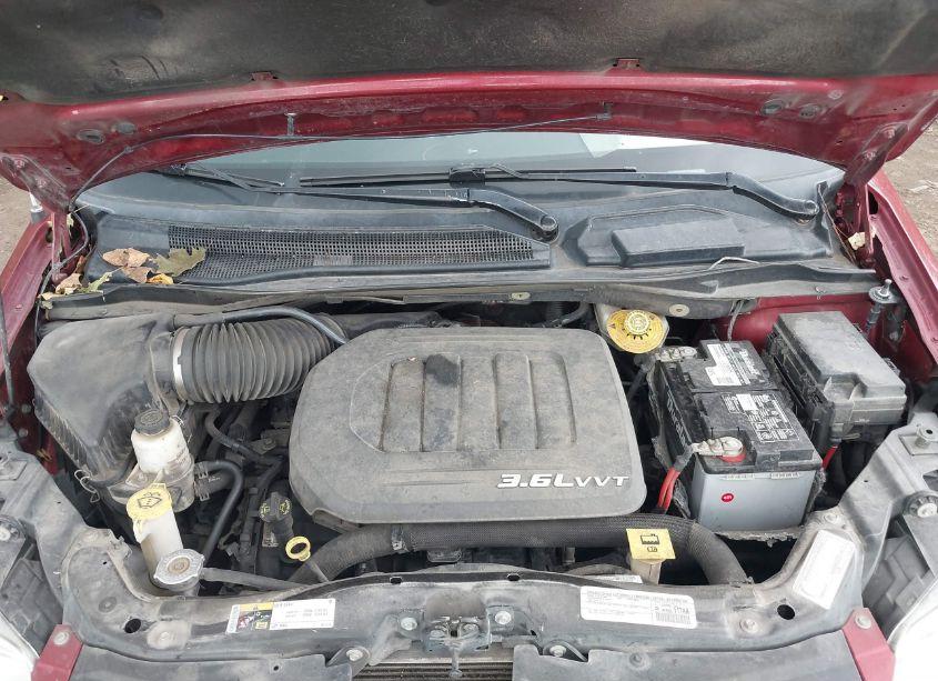 Photo 10 of 2015 Chrysler Town & COUNTRY LIMITED PLATINUM (VIN 2C4RC1GG9FR539755)