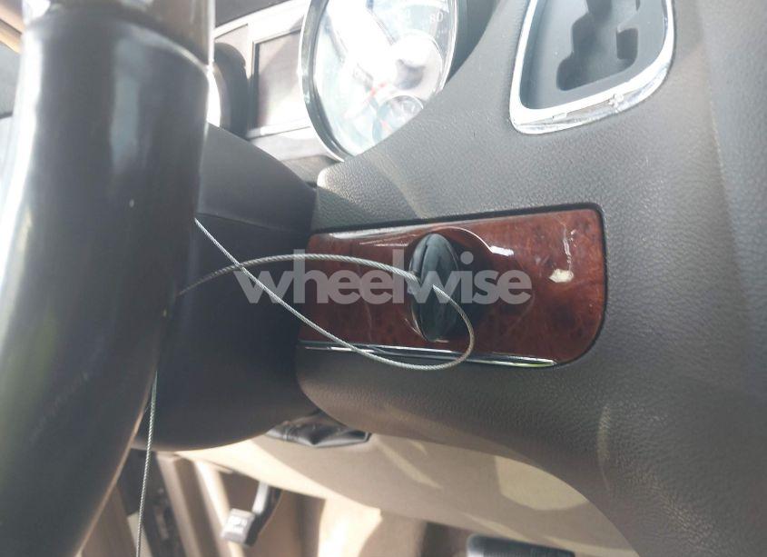 Photo 11 of 2015 Chrysler Town & COUNTRY LIMITED PLATINUM (VIN 2C4RC1GG9FR589748)