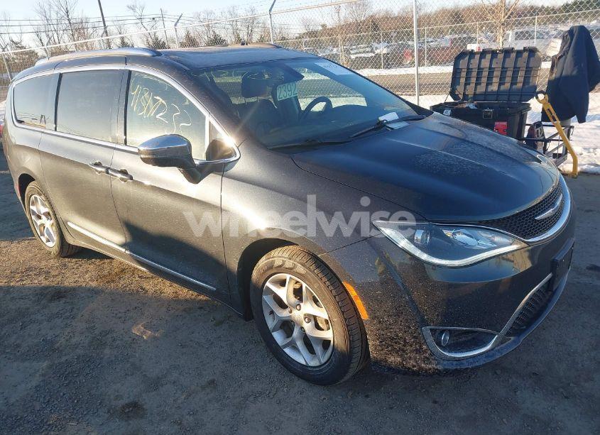 2020 Chrysler Pacifica LIMITED (VIN 2C4RC1GG9LR223929) main photo