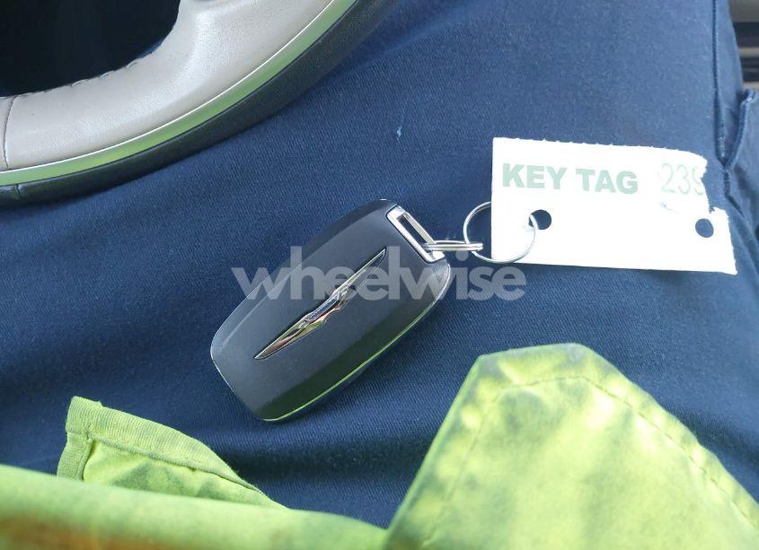 Photo 11 of 2020 Chrysler Pacifica LIMITED (VIN 2C4RC1GG9LR223929)