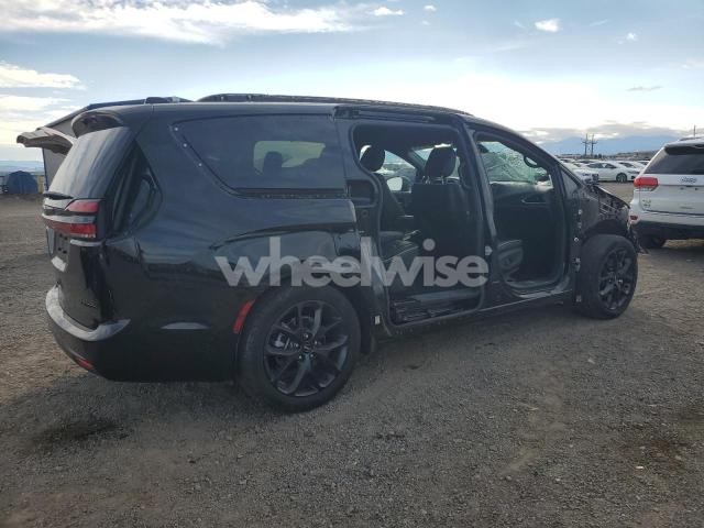 Photo 8 of 2025 CHRYSLER PACIFICA LIMITED (VIN 2C4RC1GG9SR530483)