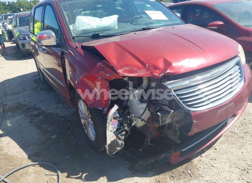 Photo 6 of 2012 Chrysler Town & COUNTRY LIMITED (VIN 2C4RC1GGXCR413500)