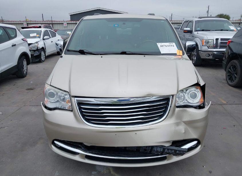 Photo 12 of 2012 Chrysler Town & COUNTRY LIMITED (VIN 2C4RC1GGXCR416204)