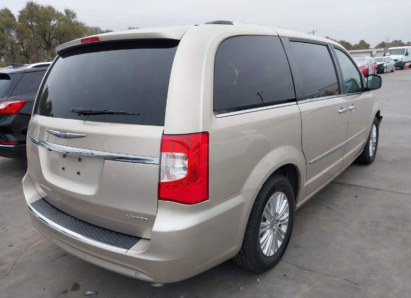 Photo 4 of 2012 Chrysler Town & COUNTRY LIMITED (VIN 2C4RC1GGXCR416204)