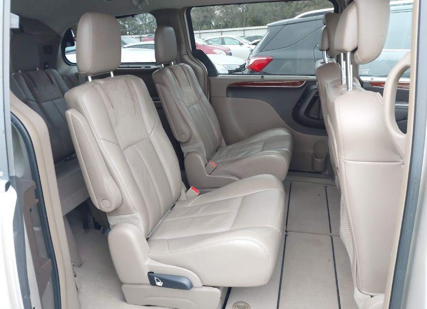 Photo 8 of 2012 Chrysler Town & COUNTRY LIMITED (VIN 2C4RC1GGXCR416204)