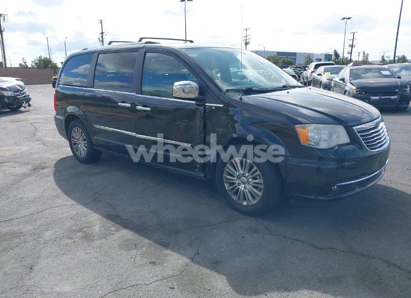 2013 Chrysler Town & COUNTRY LIMITED (VIN 2C4RC1GGXDR681609) main photo