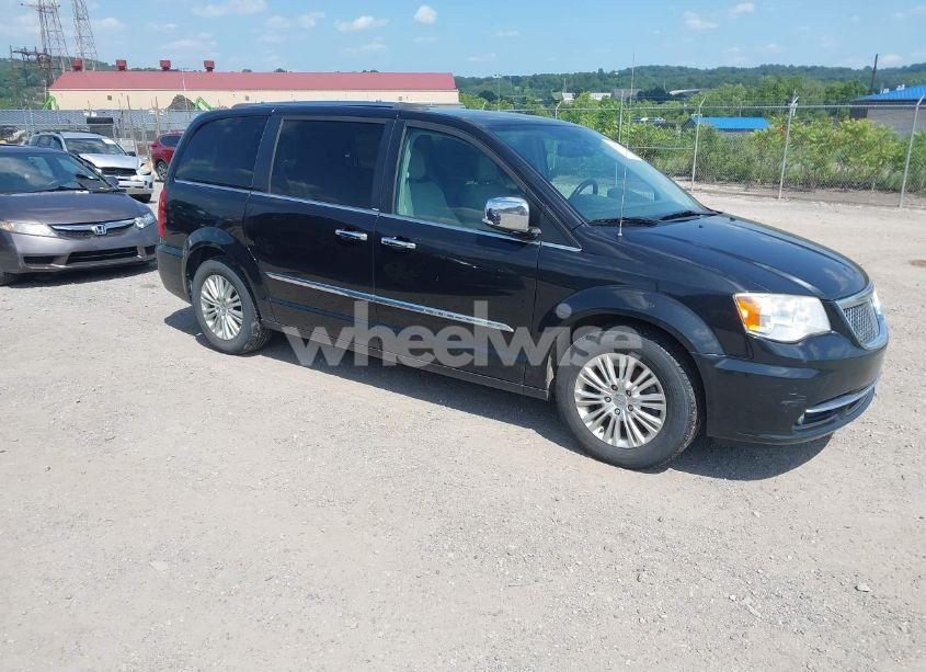 2014 Chrysler Town & COUNTRY LIMITED (VIN 2C4RC1GGXER113197) main photo