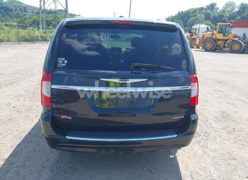 Photo 16 of 2014 Chrysler Town & COUNTRY LIMITED (VIN 2C4RC1GGXER113197)