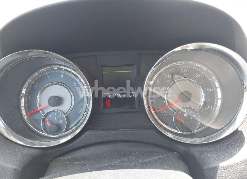 Photo 7 of 2014 Chrysler Town & COUNTRY LIMITED (VIN 2C4RC1GGXER113197)