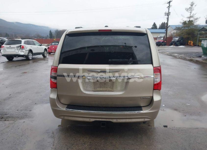 Photo 16 of 2014 Chrysler Town & COUNTRY LIMITED (VIN 2C4RC1GGXER168863)