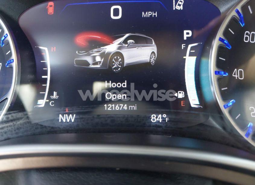 Photo 15 of 2017 Chrysler Pacifica LIMITED (VIN 2C4RC1GGXHR705963)