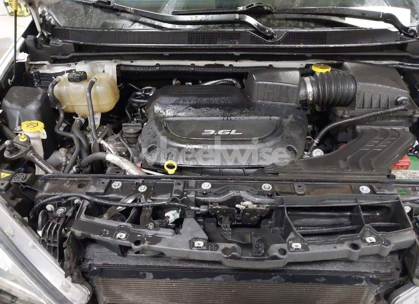 Photo 10 of 2018 Chrysler Pacifica LIMITED (VIN 2C4RC1GGXJR269167)