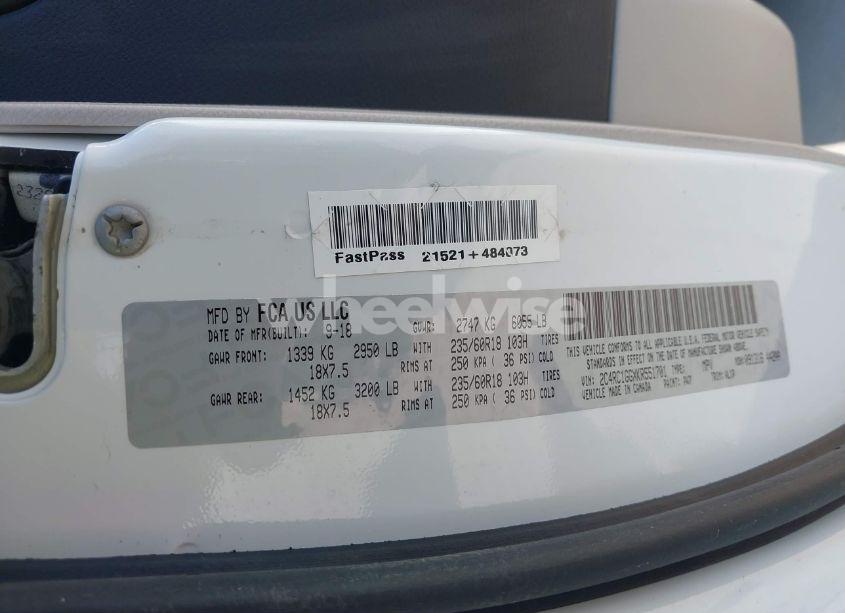 Photo 9 of 2019 Chrysler Pacifica LIMITED (VIN 2C4RC1GGXKR551701)