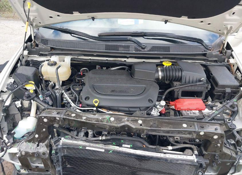 Photo 10 of 2020 Chrysler Pacifica LIMITED (VIN 2C4RC1GGXLR245812)