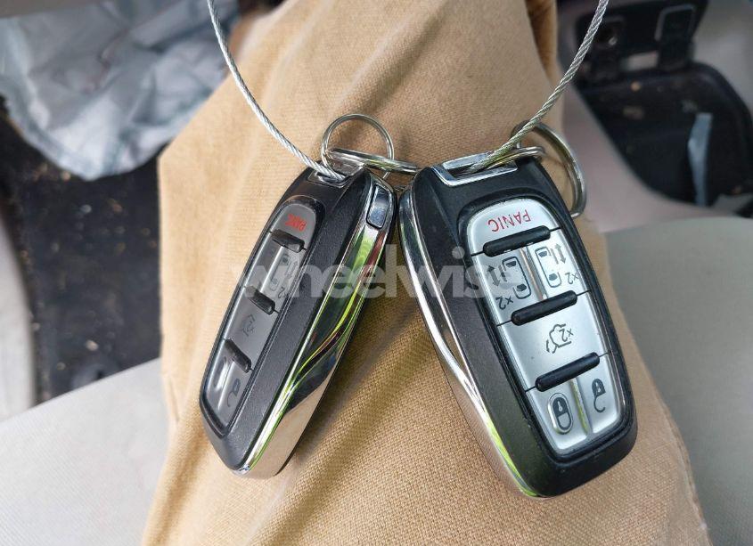 Photo 11 of 2018 Chrysler Pacifica HYBRID TOURING PLUS (VIN 2C4RC1H79JR127004)