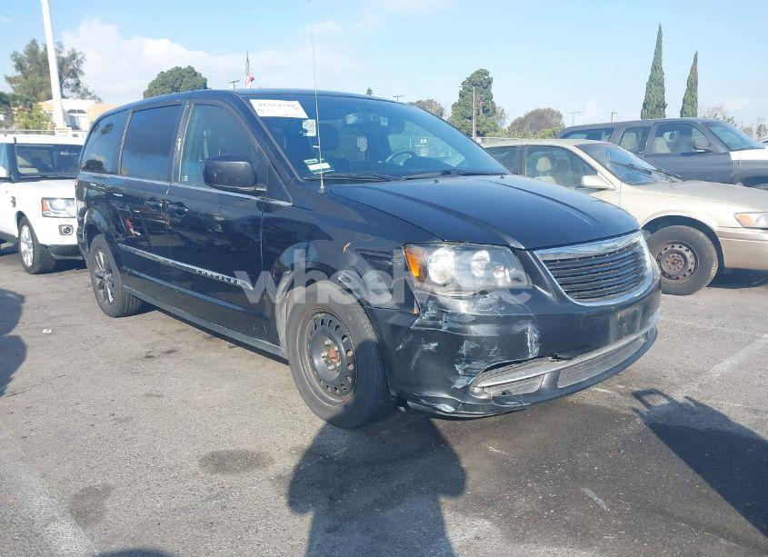2015 Chrysler Town & COUNTRY S (VIN 2C4RC1HG0FR562663) main photo