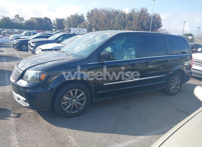 Photo 14 of 2015 Chrysler Town & COUNTRY S (VIN 2C4RC1HG0FR562663)