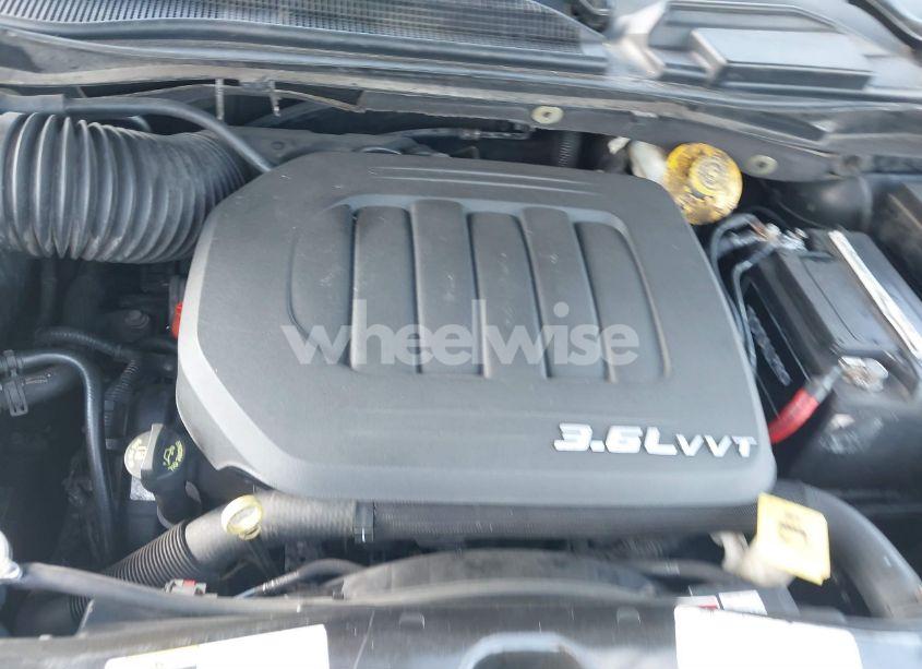 Photo 10 of 2014 Chrysler Town & COUNTRY S (VIN 2C4RC1HG3ER464628)