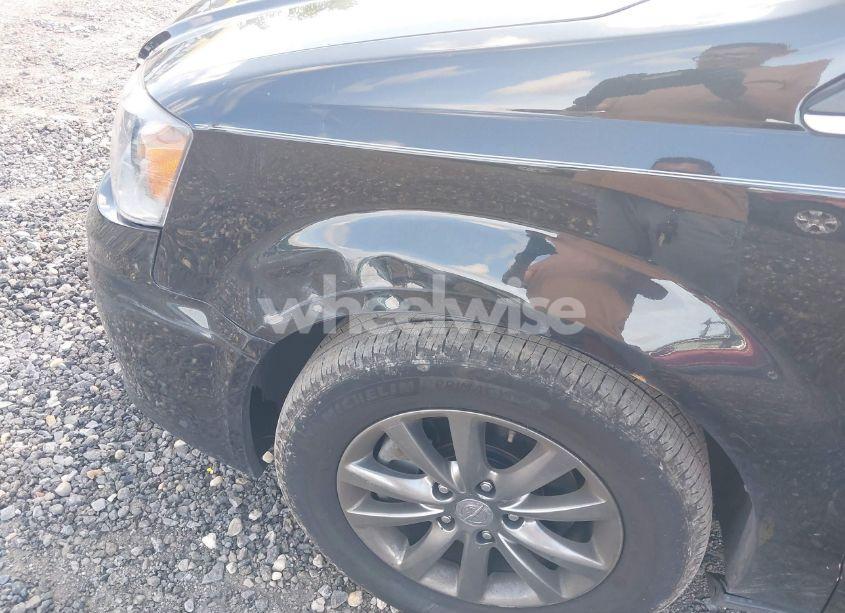 Photo 6 of 2014 Chrysler Town & COUNTRY S (VIN 2C4RC1HG3ER464628)