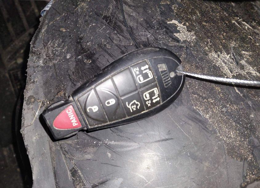 Photo 11 of 2015 Chrysler Town & COUNTRY S (VIN 2C4RC1HG3FR563290)