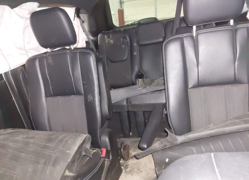 Photo 8 of 2015 Chrysler Town & COUNTRY S (VIN 2C4RC1HG3FR563290)