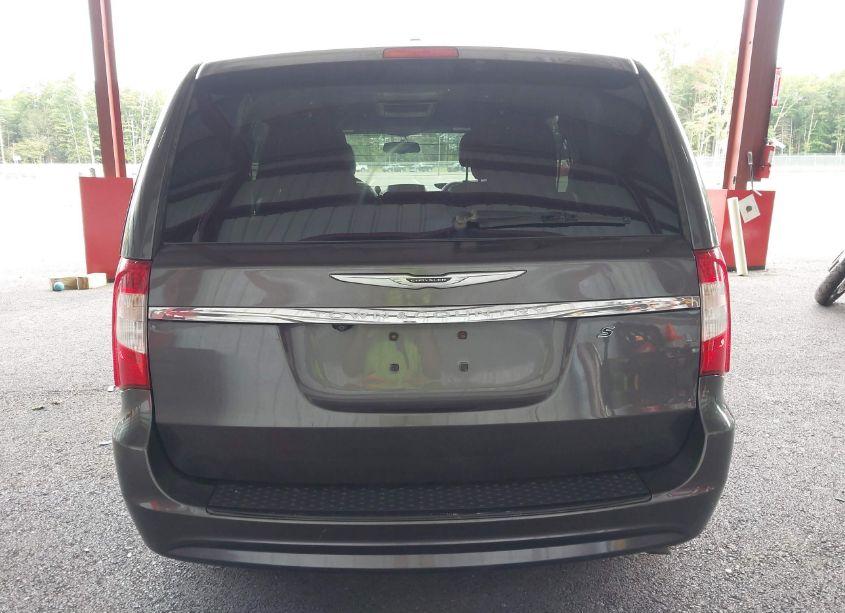 Photo 16 of 2015 Chrysler Town & COUNTRY S (VIN 2C4RC1HG5FR610111)