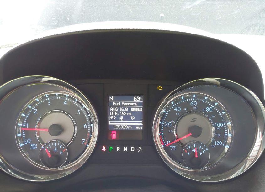 Photo 7 of 2015 Chrysler Town & COUNTRY S (VIN 2C4RC1HG5FR610111)