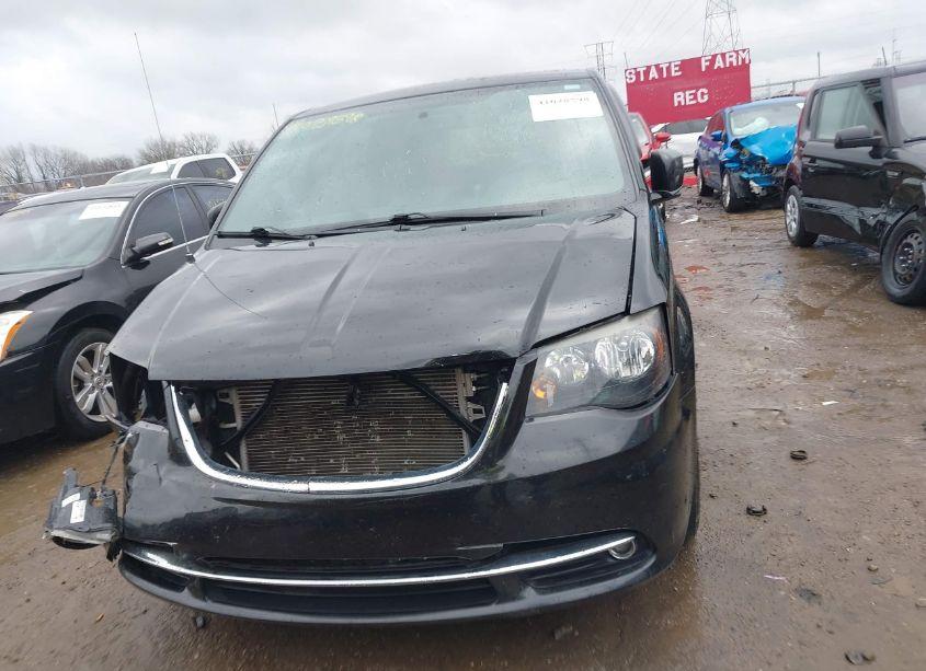 Photo 12 of 2014 Chrysler Town & COUNTRY S (VIN 2C4RC1HG6ER188350)