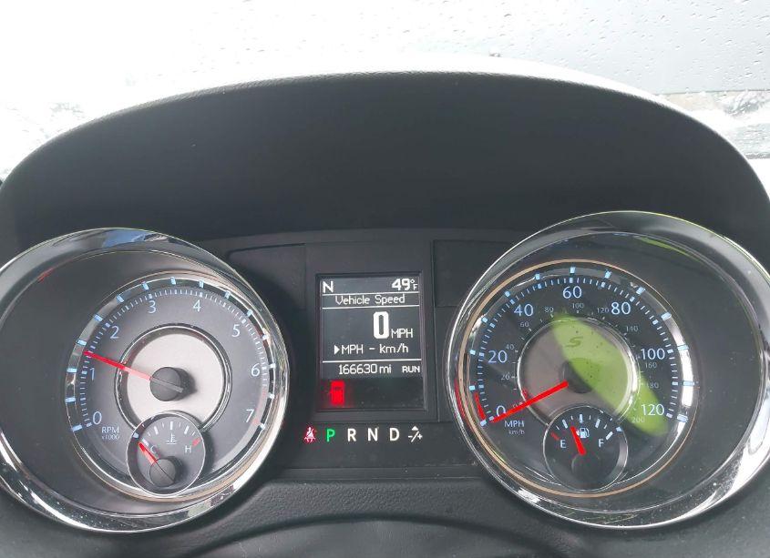 Photo 7 of 2014 Chrysler Town & COUNTRY S (VIN 2C4RC1HG6ER188350)