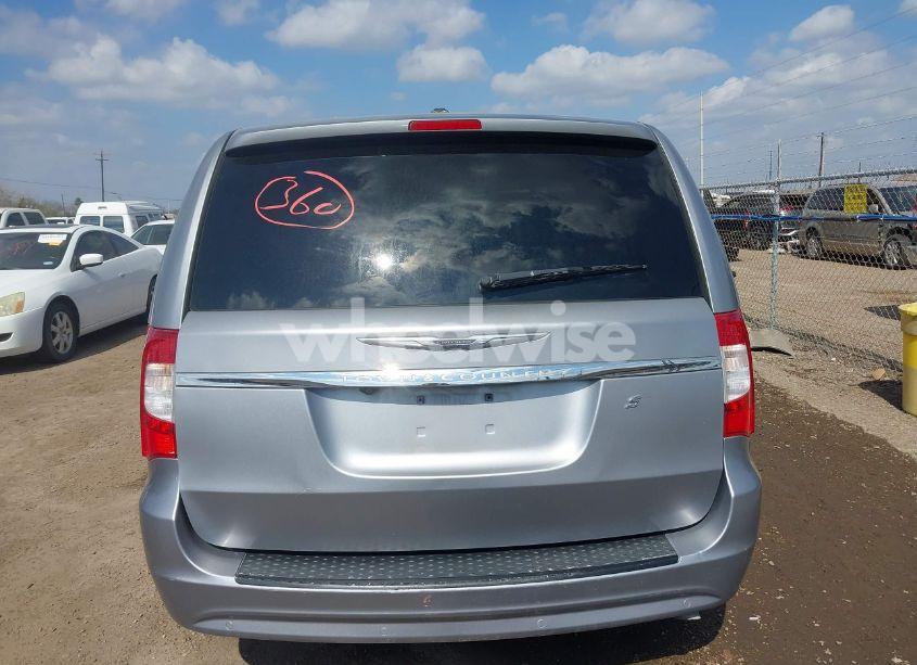 Photo 17 of 2014 Chrysler Town & COUNTRY S (VIN 2C4RC1HG7ER188566)