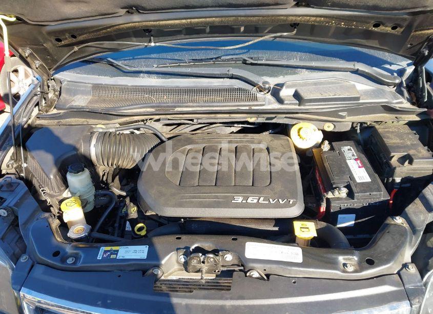 Photo 10 of 2015 Chrysler Town & COUNTRY S (VIN 2C4RC1HG8FR525134)