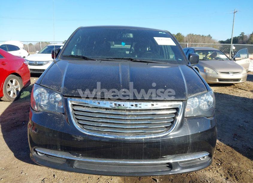 Photo 12 of 2015 Chrysler Town & COUNTRY S (VIN 2C4RC1HG8FR525134)
