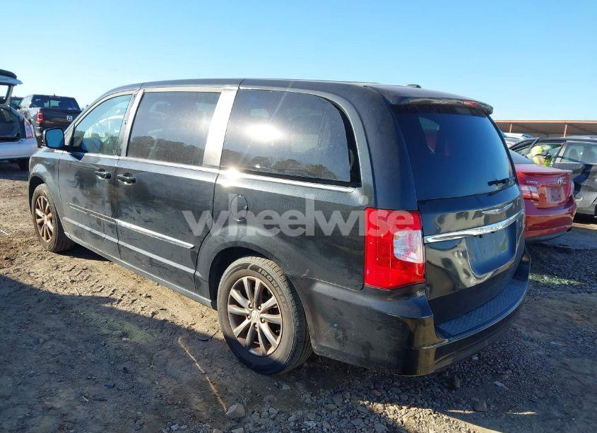 Photo 3 of 2015 Chrysler Town & COUNTRY S (VIN 2C4RC1HG8FR525134)