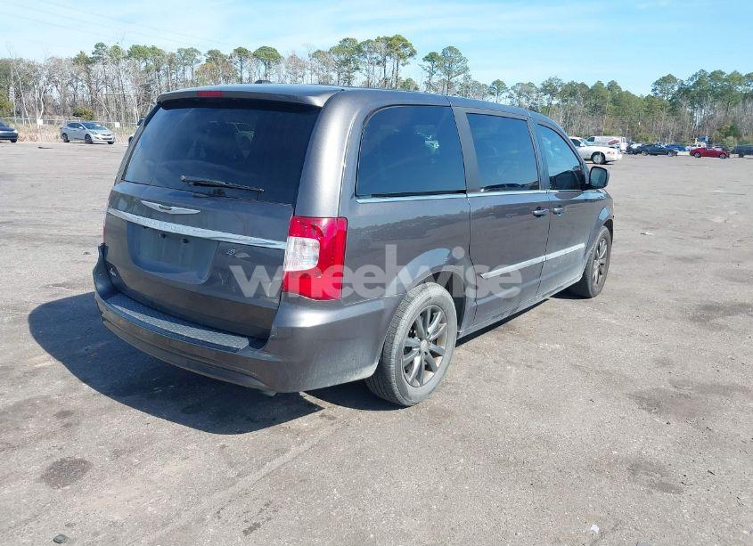 Photo 4 of 2015 Chrysler Town & COUNTRY S (VIN 2C4RC1HG8FR609793)