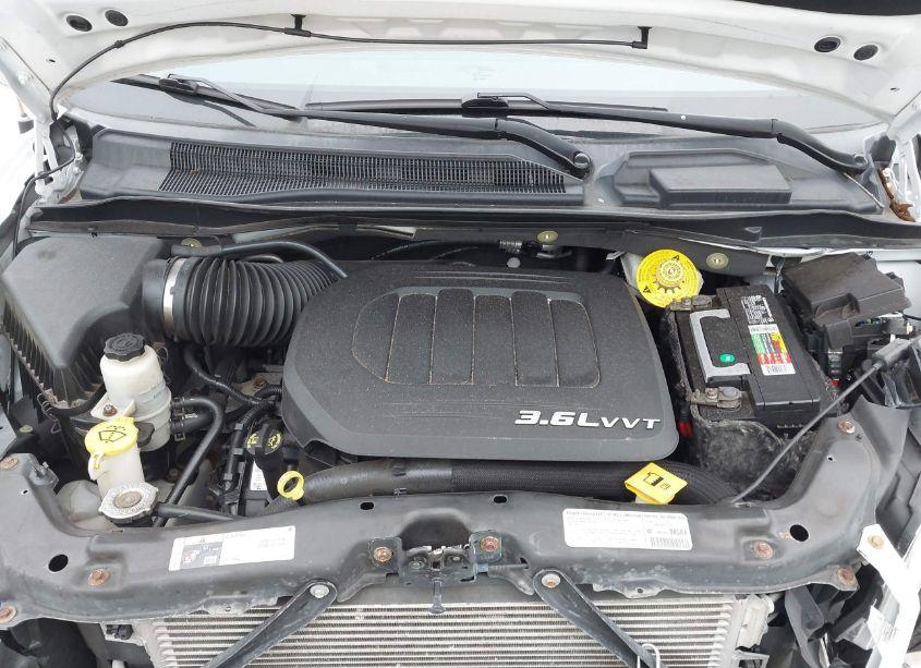 Photo 10 of 2013 Chrysler Town & COUNTRY S (VIN 2C4RC1HG9DR818313)