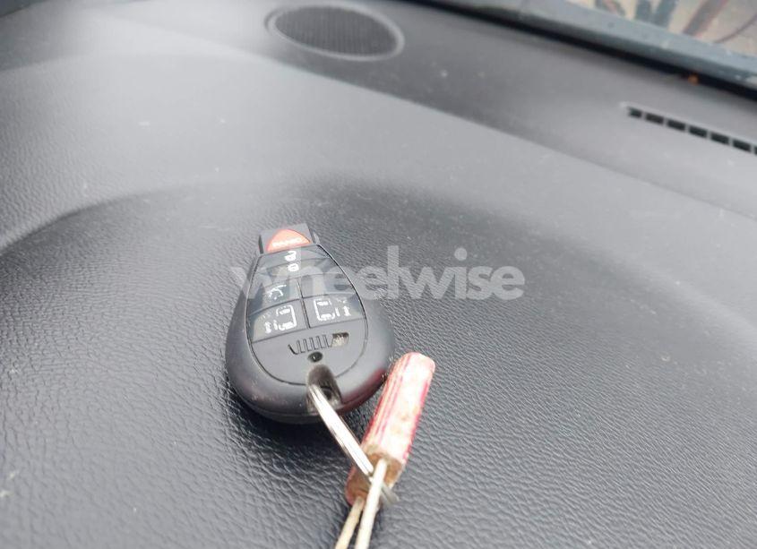 Photo 11 of 2014 Chrysler Town & COUNTRY S (VIN 2C4RC1HG9ER132712)