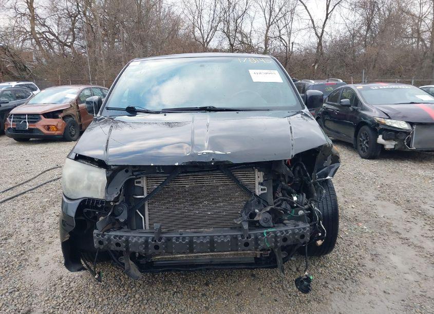 Photo 12 of 2014 Chrysler Town & COUNTRY S (VIN 2C4RC1HGXER178145)