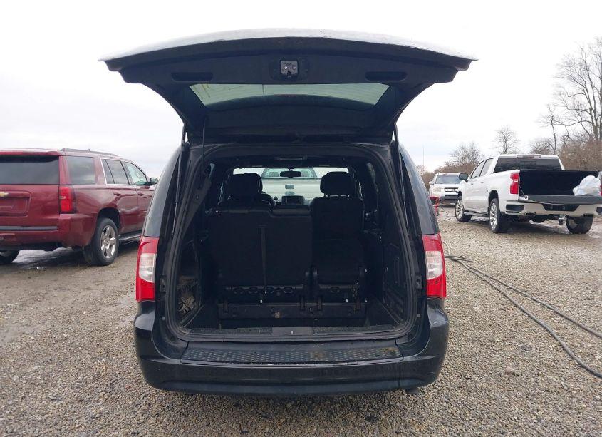 Photo 16 of 2014 Chrysler Town & COUNTRY S (VIN 2C4RC1HGXER178145)