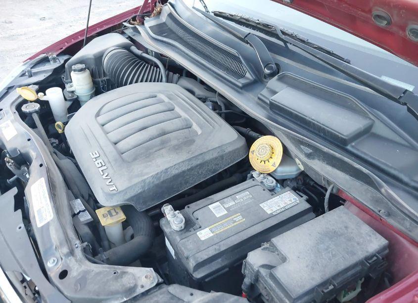 Photo 10 of 2015 Chrysler Town & COUNTRY S (VIN 2C4RC1HGXFR529279)