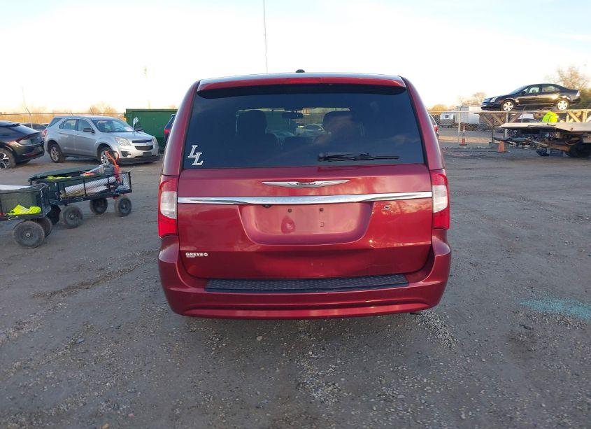 Photo 16 of 2015 Chrysler Town & COUNTRY S (VIN 2C4RC1HGXFR529279)