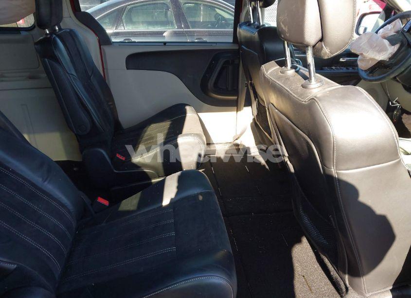 Photo 8 of 2016 Chrysler Town & COUNTRY LIMITED (VIN 2C4RC1JG2GR136095)